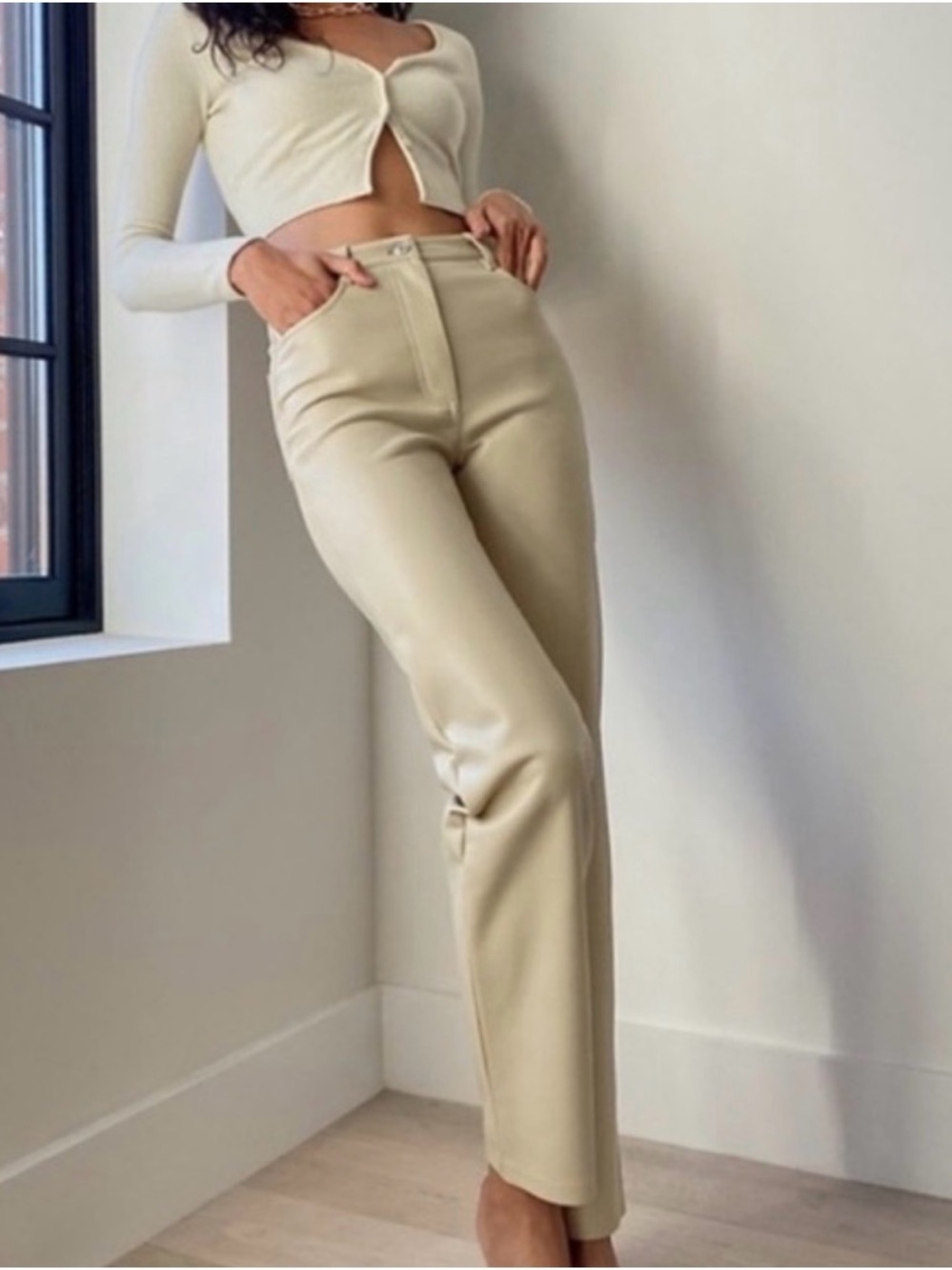 Aritzia High-Rise Melina Straight-Leg Faux Leather in Light Yellow/Wheat Ble